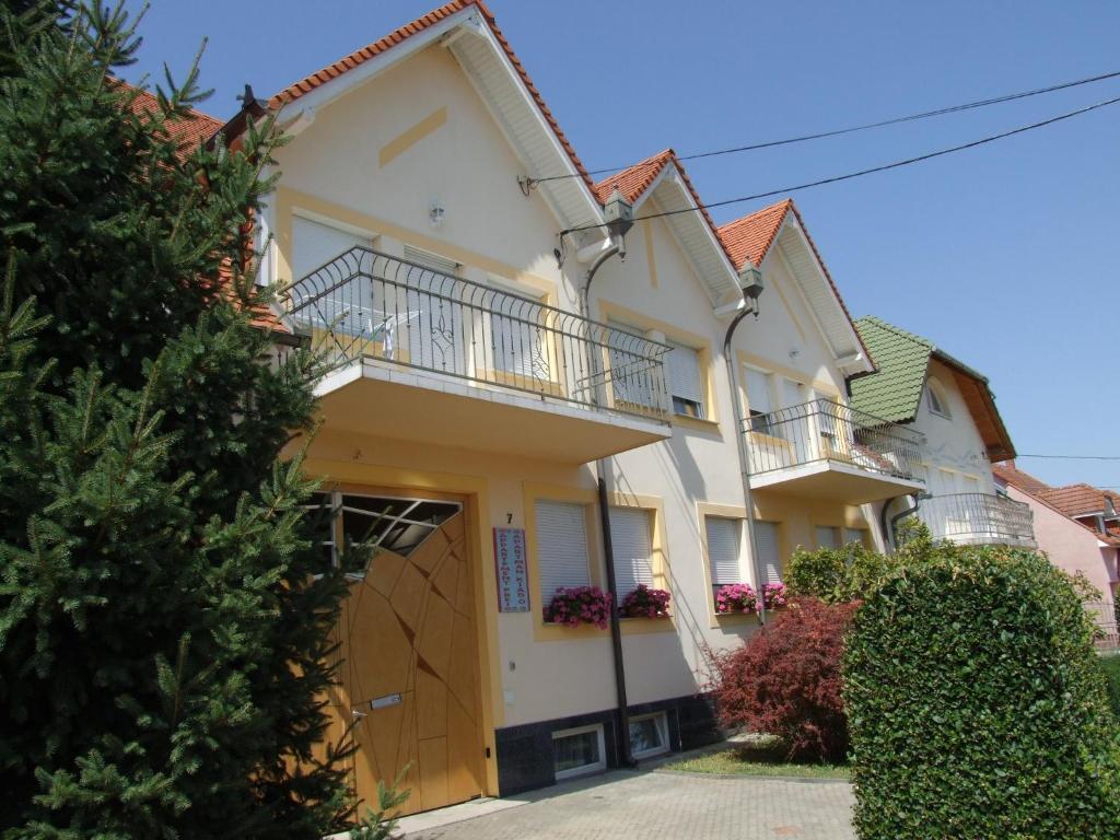 Apartment Revesz Harkan Exterior foto